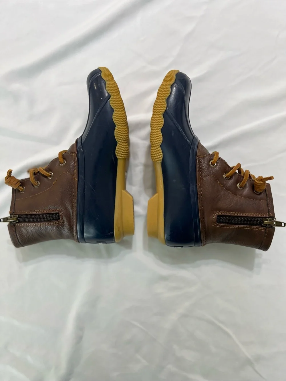 Sperry Navy and Brown Girls Waterproof Duck Boots Size 1 Minor Flaws
